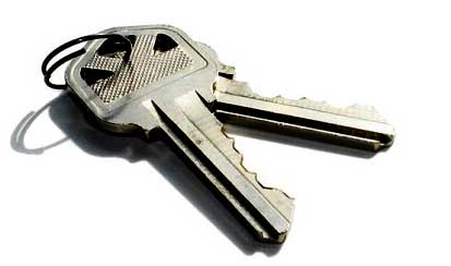 photo of two keys on a ring